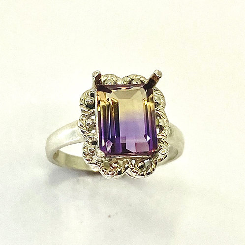 2.5cts Natural Bi-colour Ametrine 925 Silver / Gold/ Platinum solitaire ring
