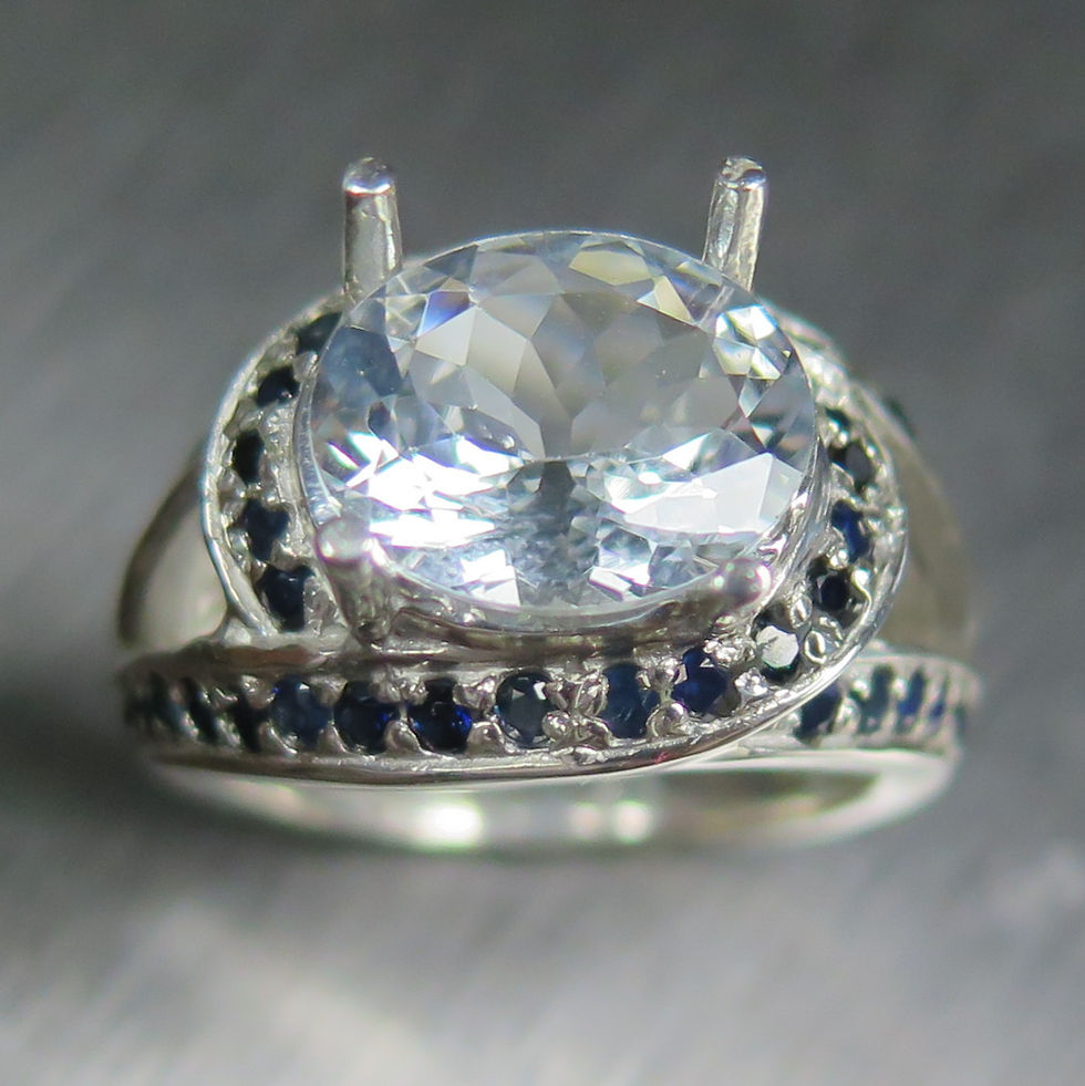 Miniature : Natural Goshenite Beryl colourless aquamarine 925 Silver / Gold/ Platinum ring