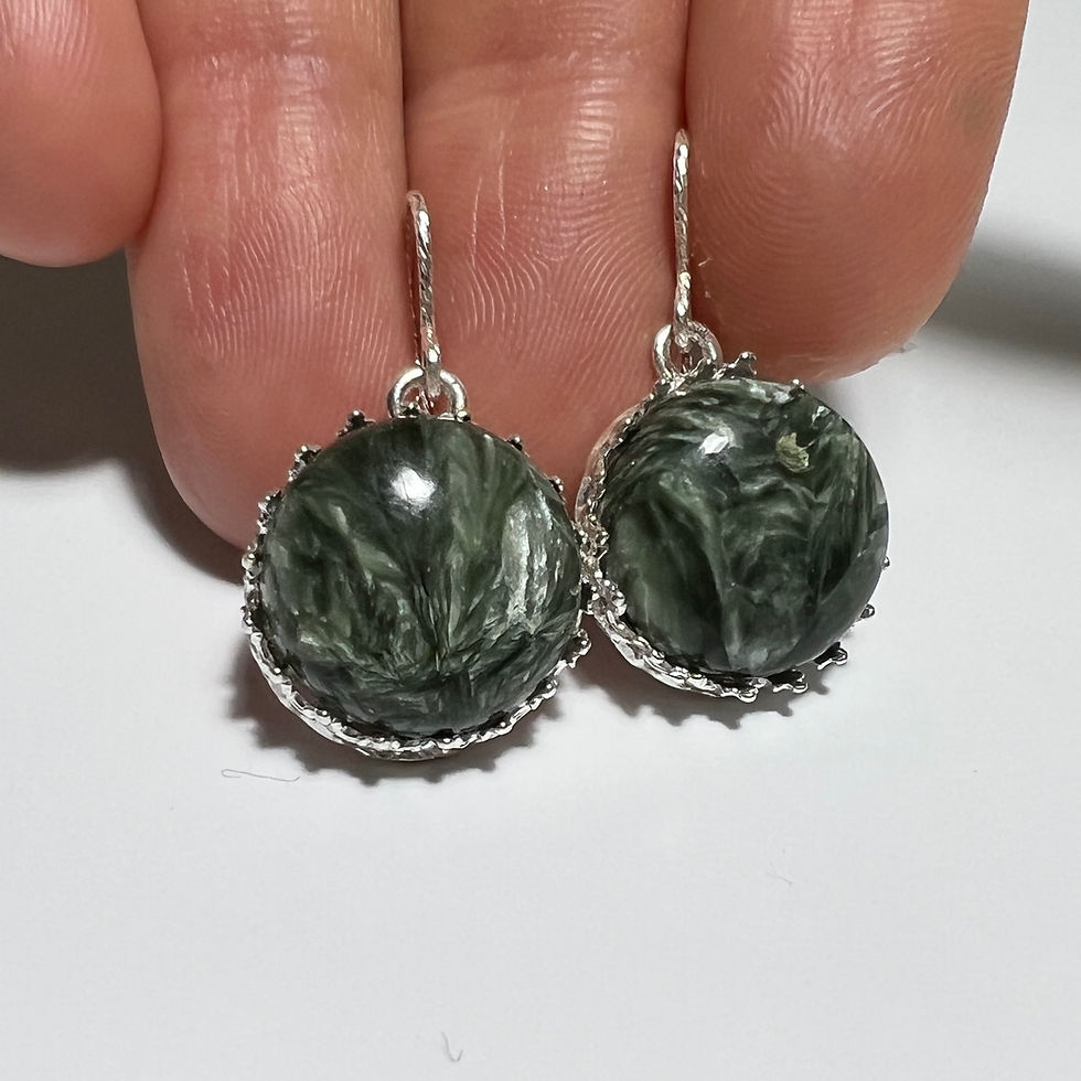縮圖：16.45ct Natural Seraphinite green 925 Silver / Gold filigree drop earrings