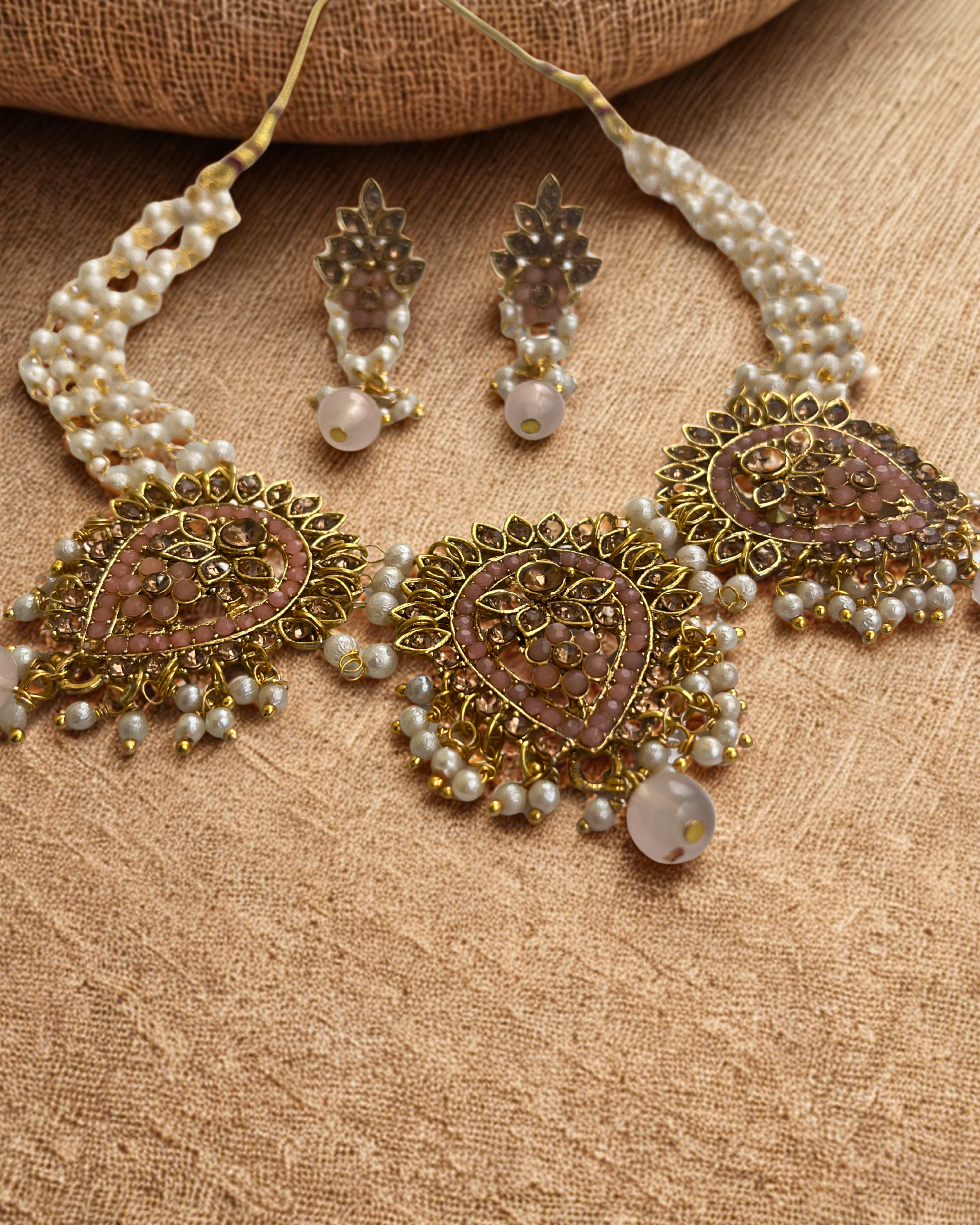 The Ethnic Pink Necklace