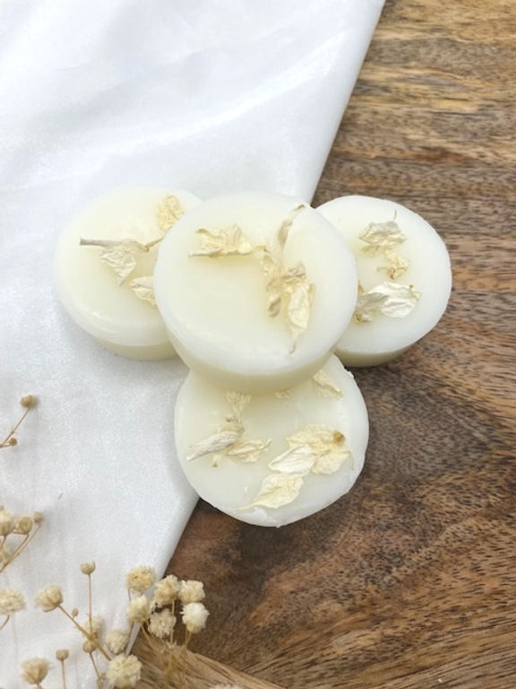 Thumbnail: Meadow Lily & Cotton Musk Botanical Wax Melts