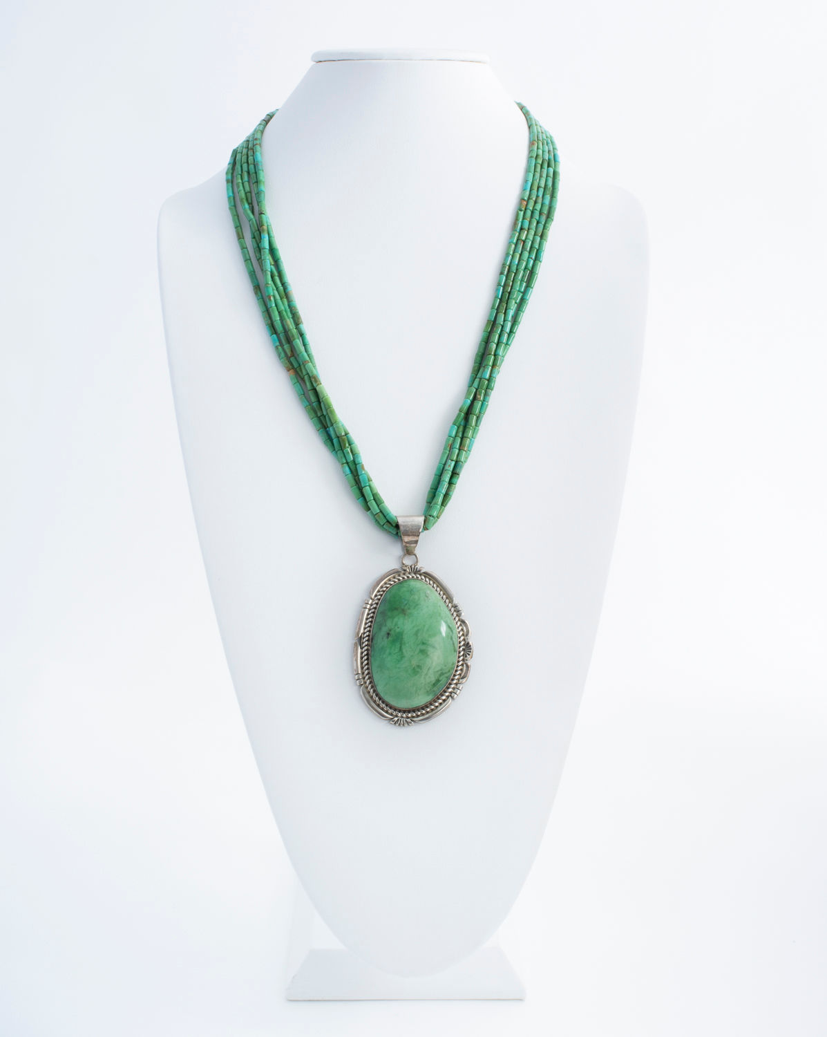 Green Turquoise Beaded Necklace