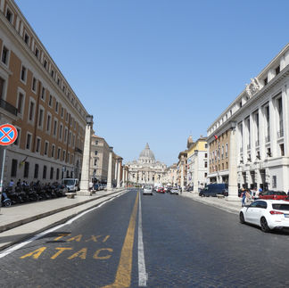 Via della Conciliazione, into St Peter's Square