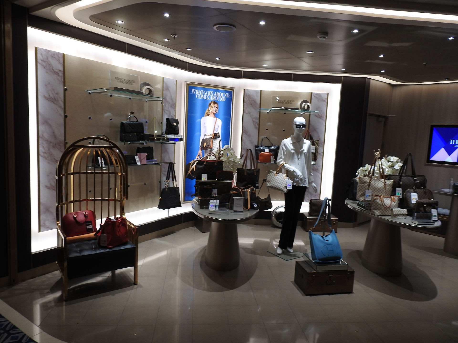 Handbag shop
