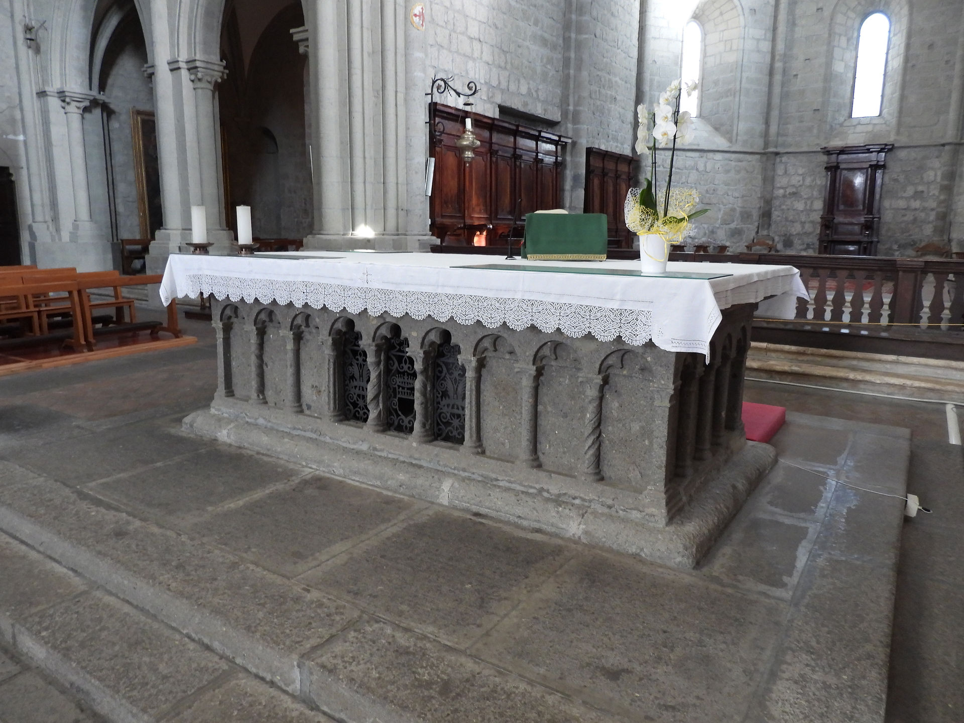 Altar table, Chiesa di San Martino al Monte Cimino