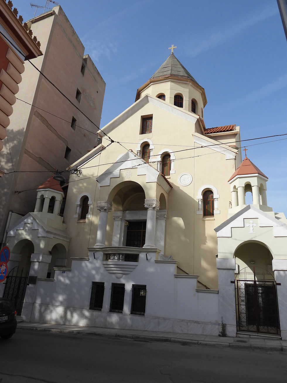 Front facade, Armenian Orthodox Cathedral of Saint Gregory the Illuminator / Άγιος Γρηγόριος Φωτιστής, Athens, Greece