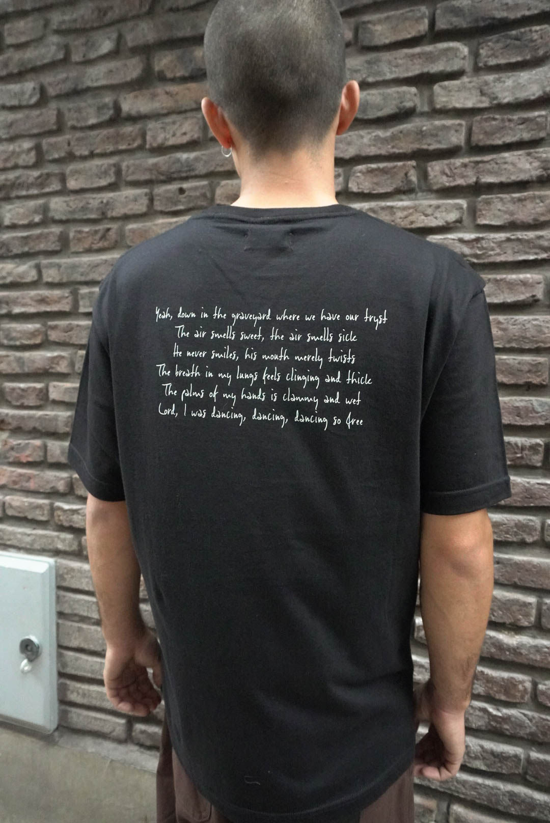 Remera Portals