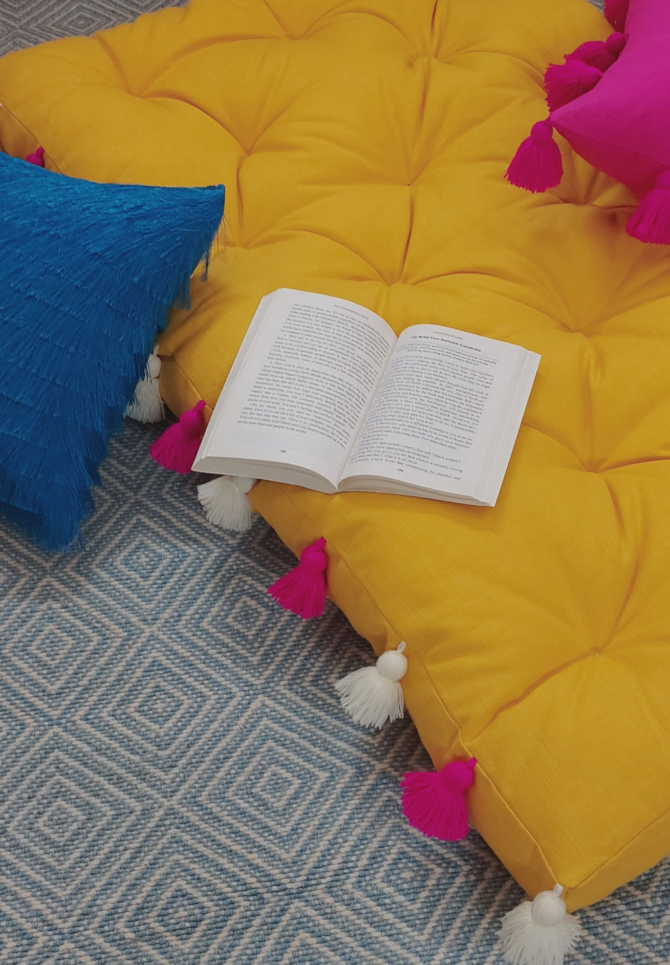 Yellow Bay Window Seat