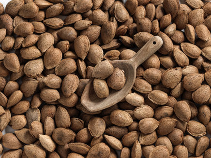 Εκλεκτά Ελληνικά Αμύγδαλα (με κέλυφος)