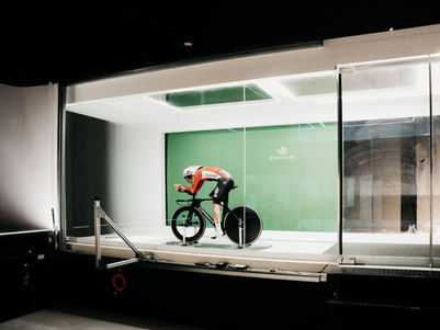 Kamiel Eeman pakt tweede plaats in Tour Alsace door samenwerking met Aero Performance Lab