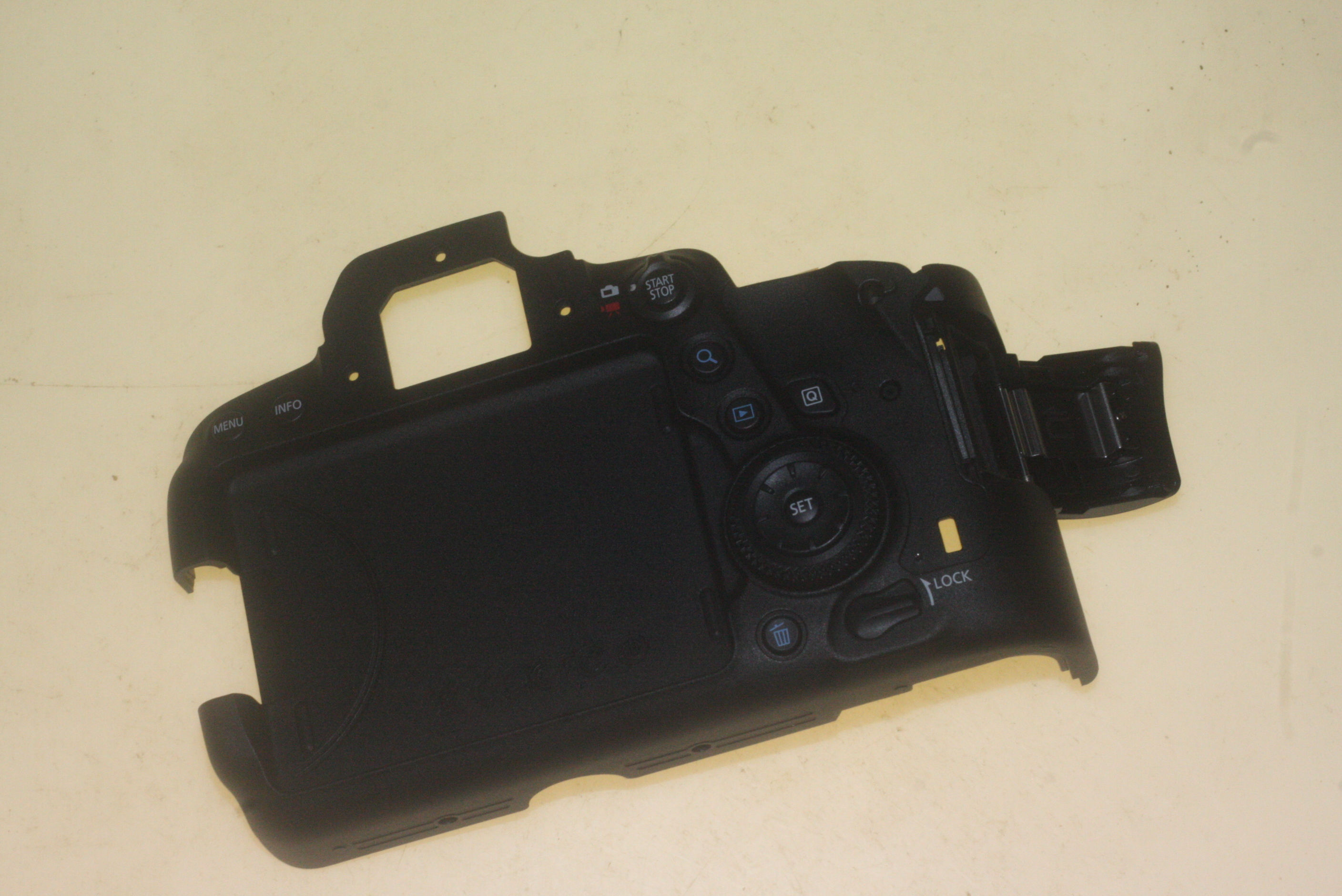 CY3-1807-000 BACK COVER FOR CANON EOS 6D MARK II (2) WITH SD CARD DOOR NEW