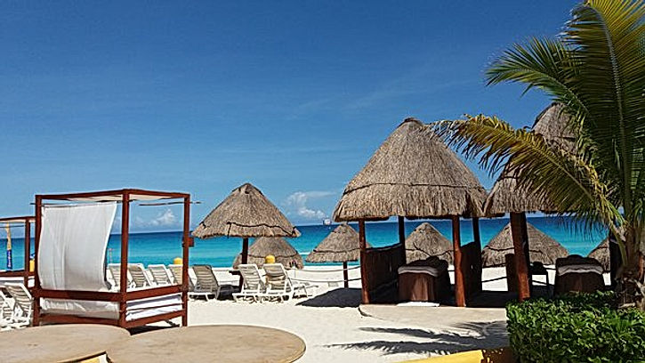 Cancun praia.jpg