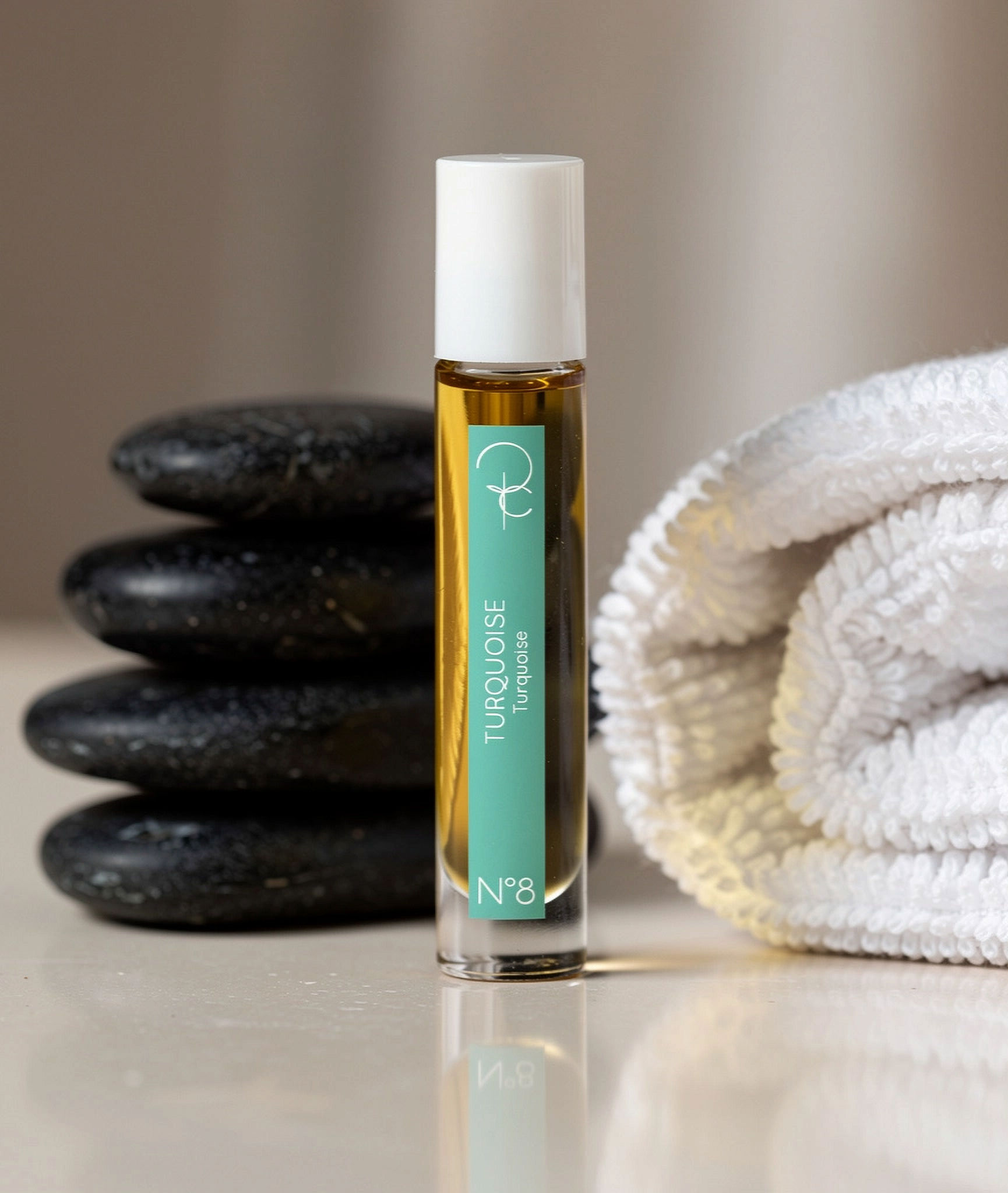 Extrait d'huiles essentielles n°8 relié à la couleur TURQUOISE 15ml
