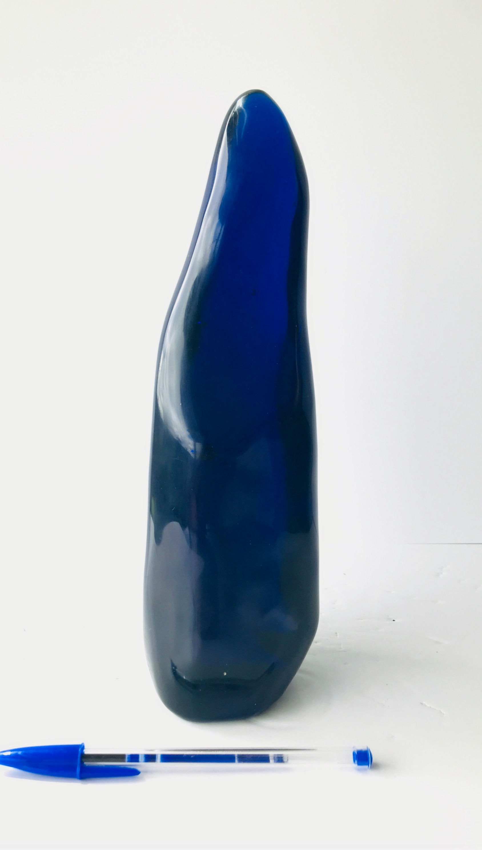 Aqua lémurian bleue // Pierre de Travail