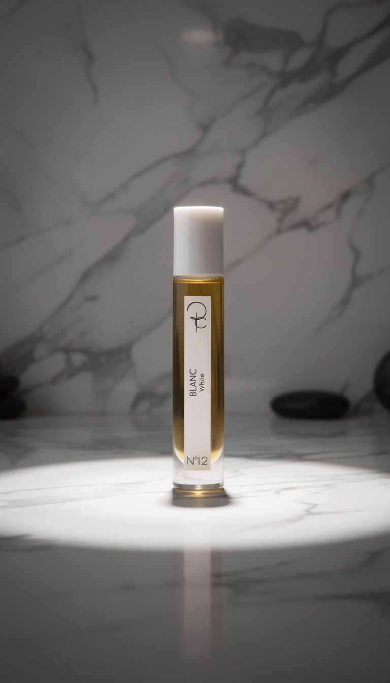Extrait d'huiles essentielles n°12 relié à la couleur BLANC 15ml