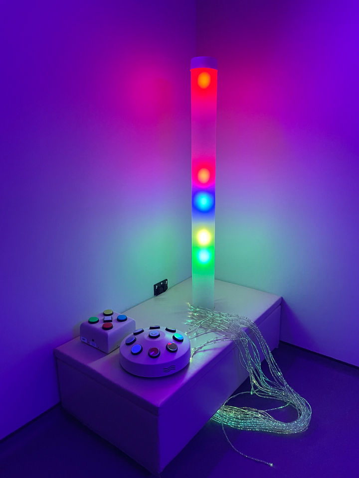 Chrom+Tube sensory corner with LED fibre optic spray and remote controls