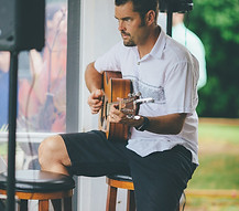 Nick Scott - accoustic guitaist - wedding performer