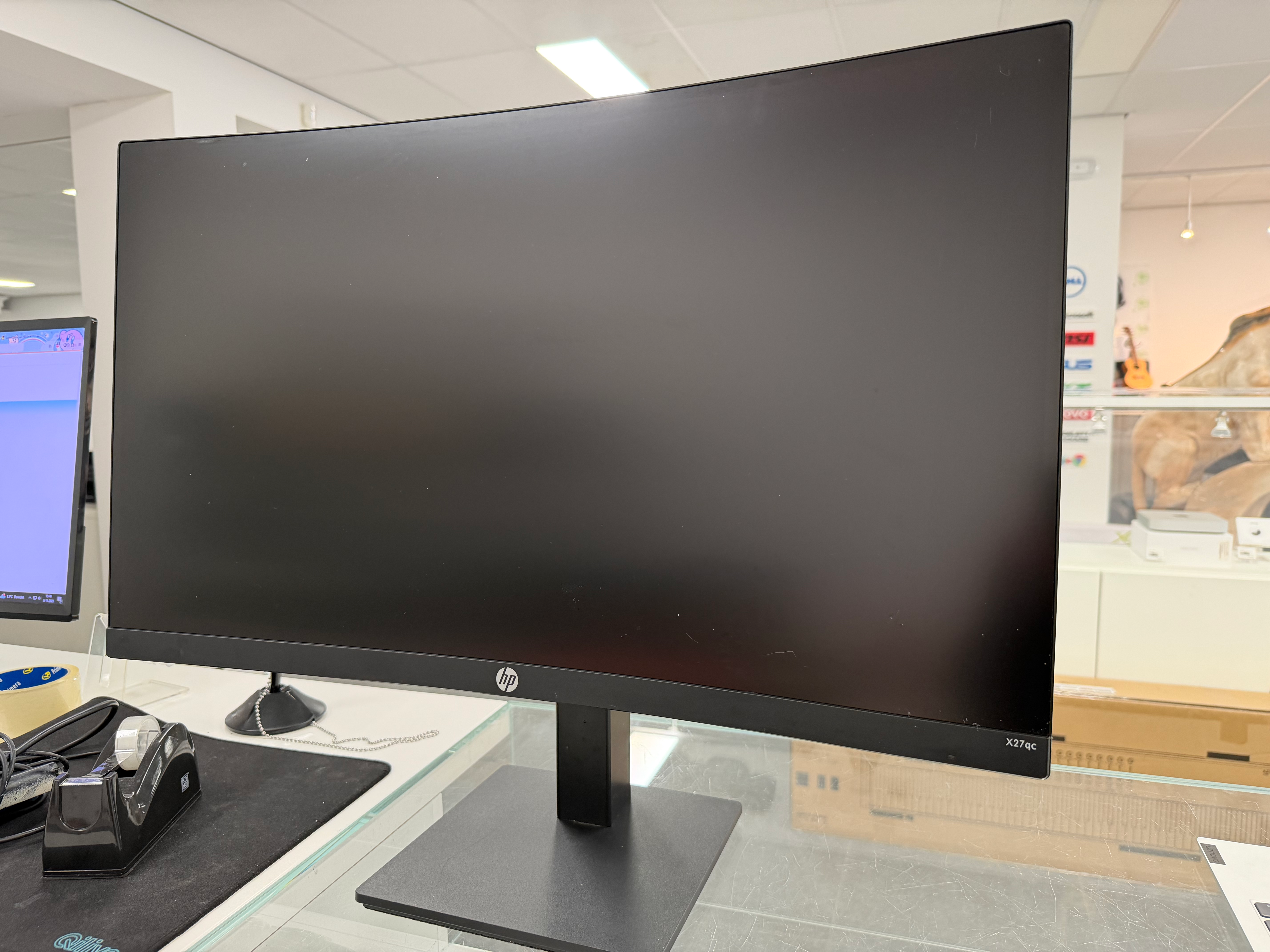 HP X27qc Curved 165Hz QHD Gaming Monitor