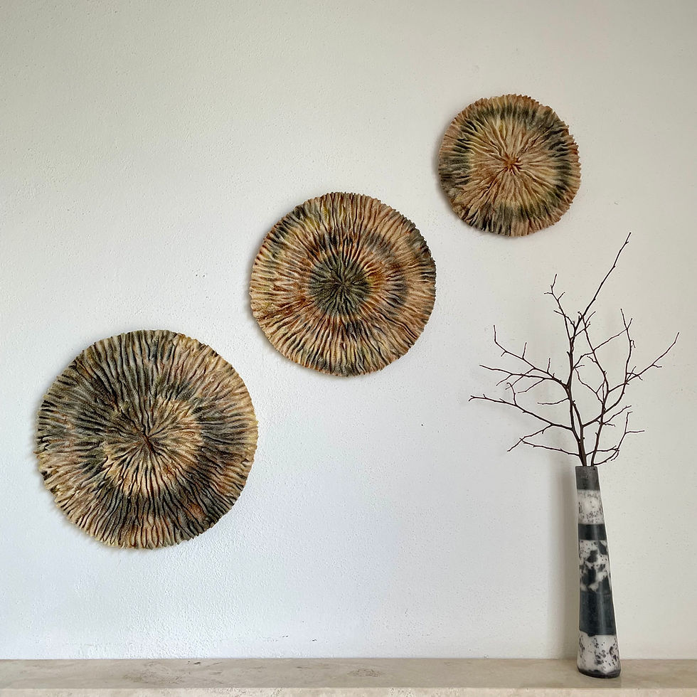 Triptych in pleated woolen fabric
