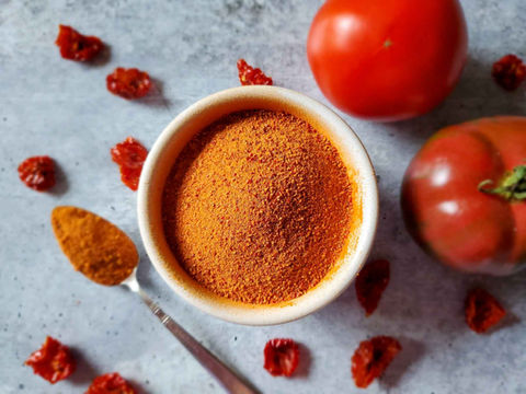 how-to-make-tomato-powder-dry-tomato-paste-feature.jpg