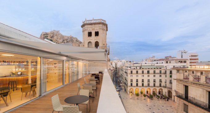 Terraza Mira Miralta rooftop