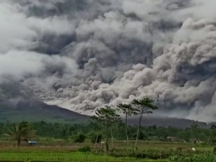Tiada rakyat Malaysia terkesan akibat letusan Gunung Semeru di Jawa Timur - Kedutaan