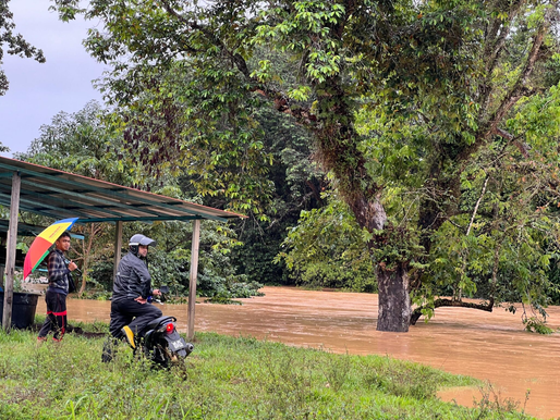 Beberapa jalan dan kawasan di Gua Musang mula dinaiki air