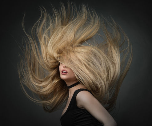 Was mit hochwertigen Extensions heute machbar ist, das zeigen Great Lengths anschaulich.
