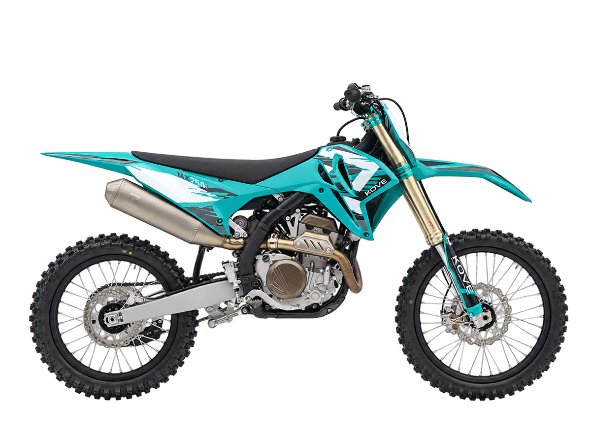 KOVE MX250 CROSS R in Racing Teal, freigestellte Ansicht von rechts