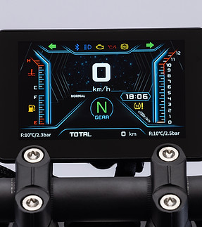 QJMOTOR SRK 600 PRO - Farbdisplay.jpg