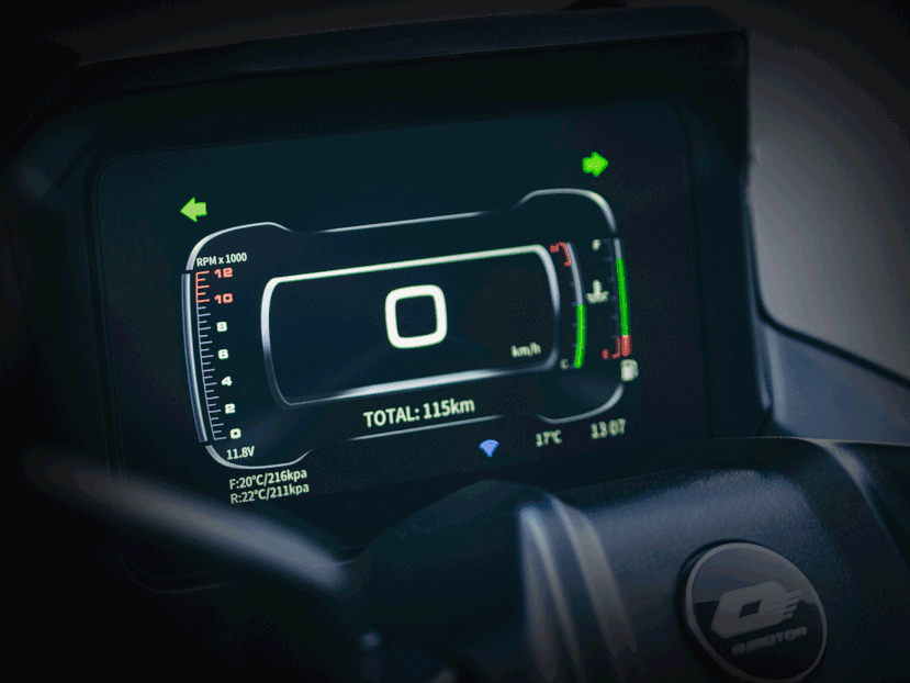 QJMOTOR FORT 4.0 - Display.gif