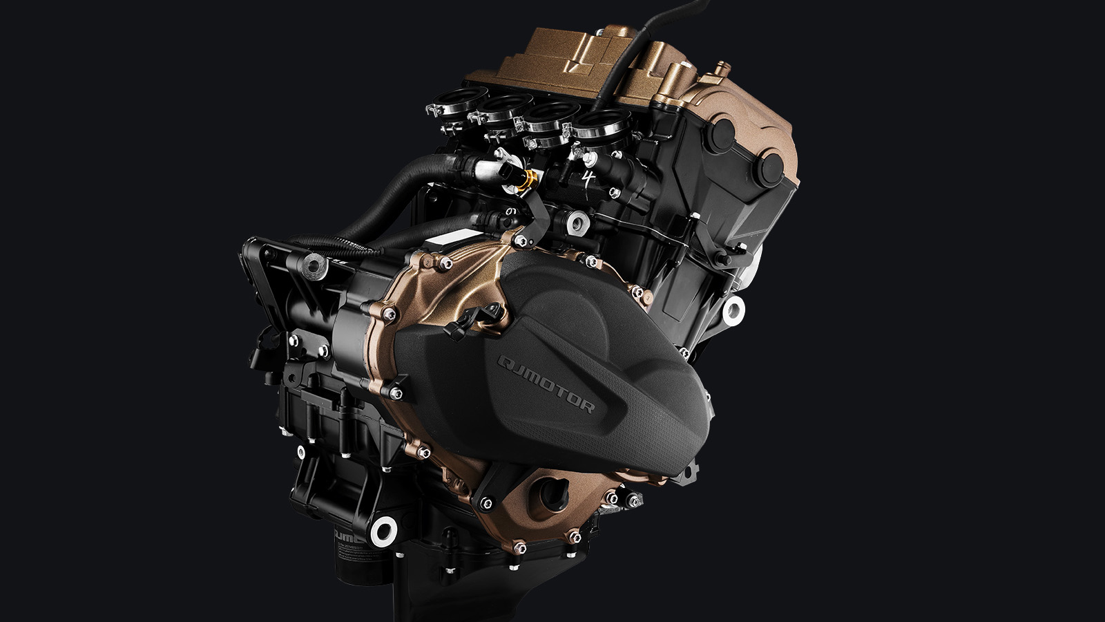 QJMOTOR SRK 800: Die seitliche silberfarbene Auspuffanlage mit geformtem Schalldämpfer.