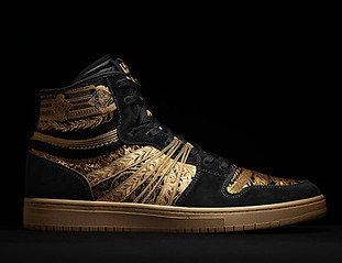 sneaker gold.jpg