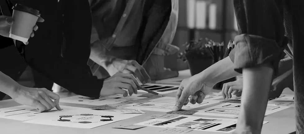 asian-businessmen-businesswomen-meeting-brainstorming-ideas-about-creative-web-design-plan