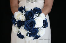Navy Blue Wedding Color Ideas: Beautiful Inspiration for a Spring Wedding