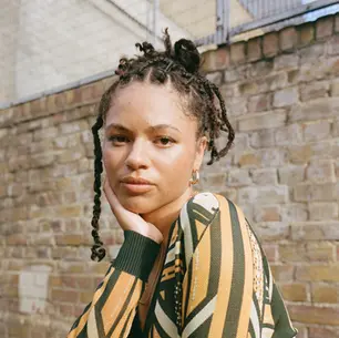 Discover a little taste of summer with Nectar Woode's 'Head Above Water'