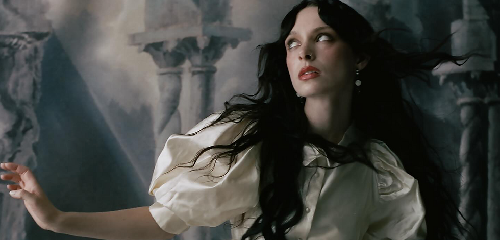 Holly Humberstone via Silken Weinberg