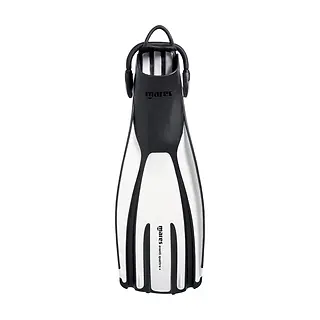 Fins |  Scuba gear for beginners