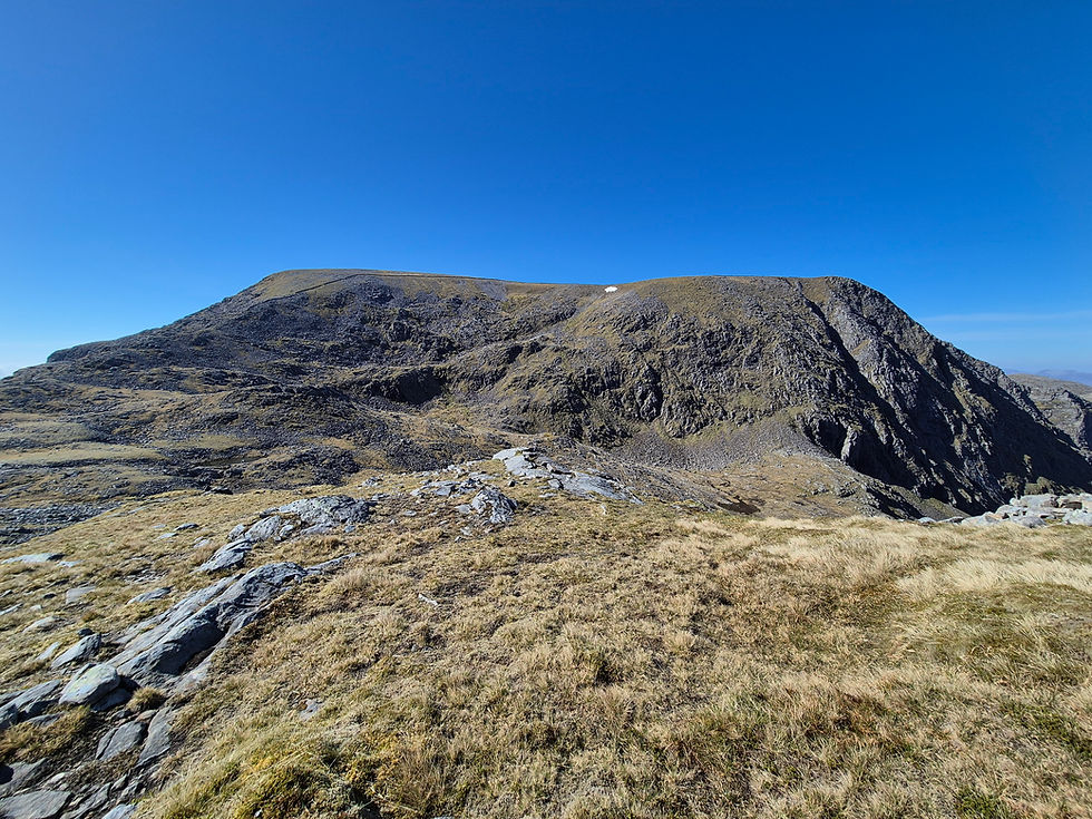 Beinn Dearg from Meall na Ceapraichean showing the stone wall to the summit