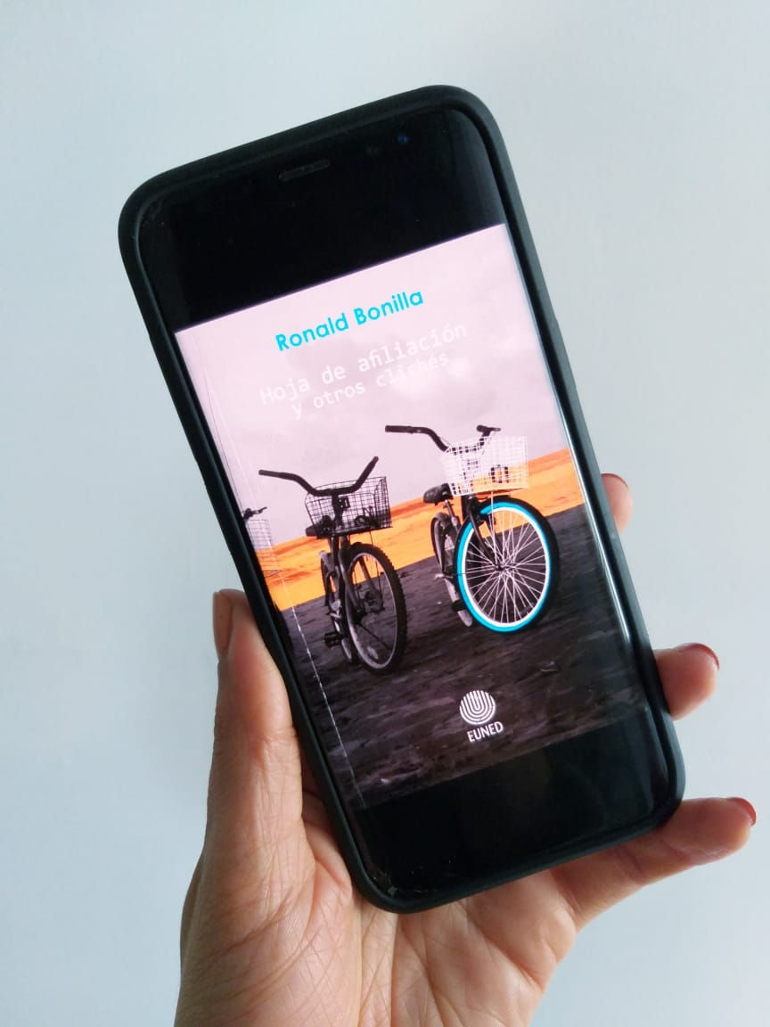 Reseña: Hoja de afiliación y otros clichés