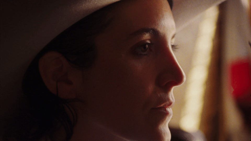bloom-clip-0m05s-0m07s.gif
