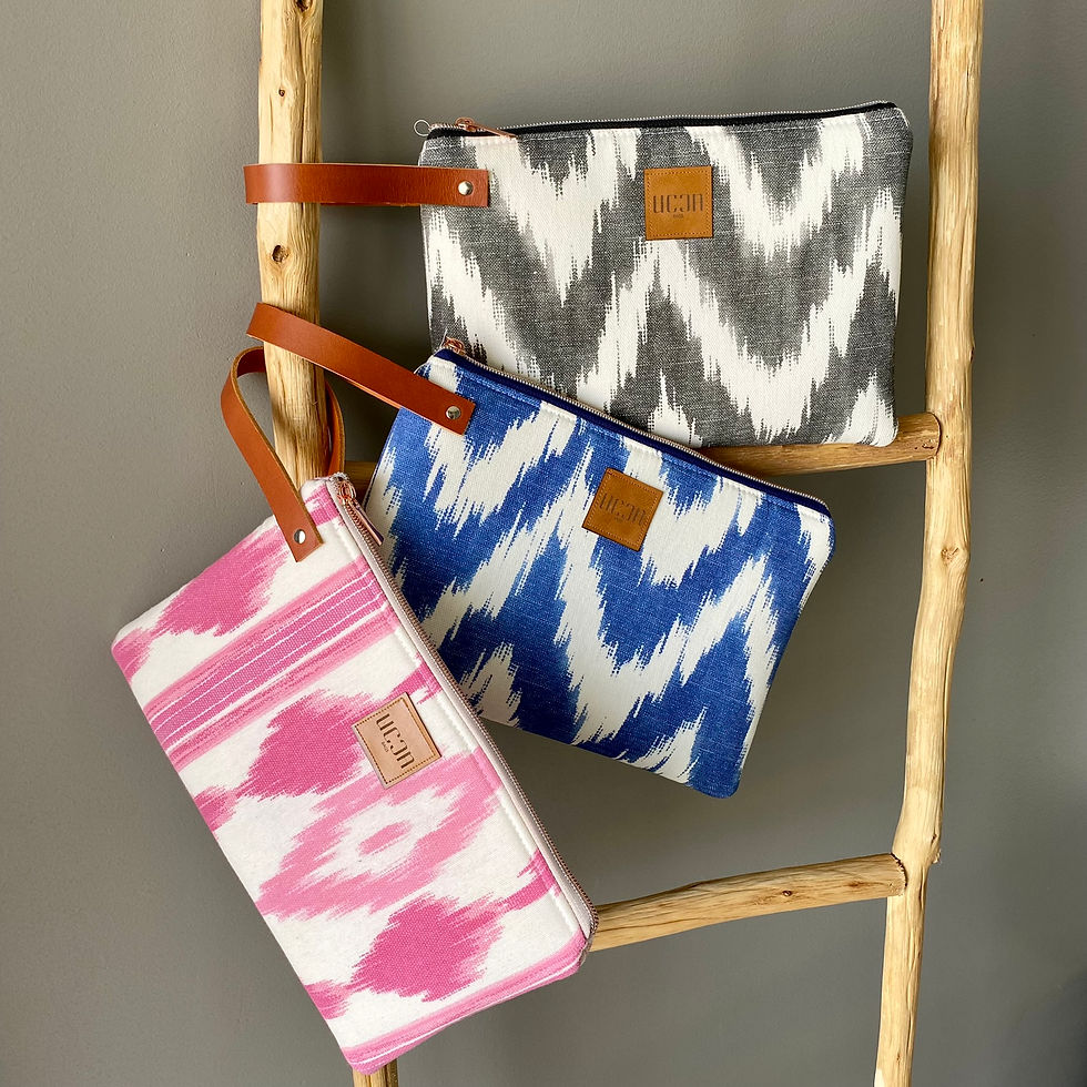 Miniatura: Vista frontal bolso de mano lenguas mallorquinas