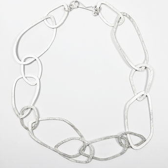 Philippa Gee for Vu Jewellers
