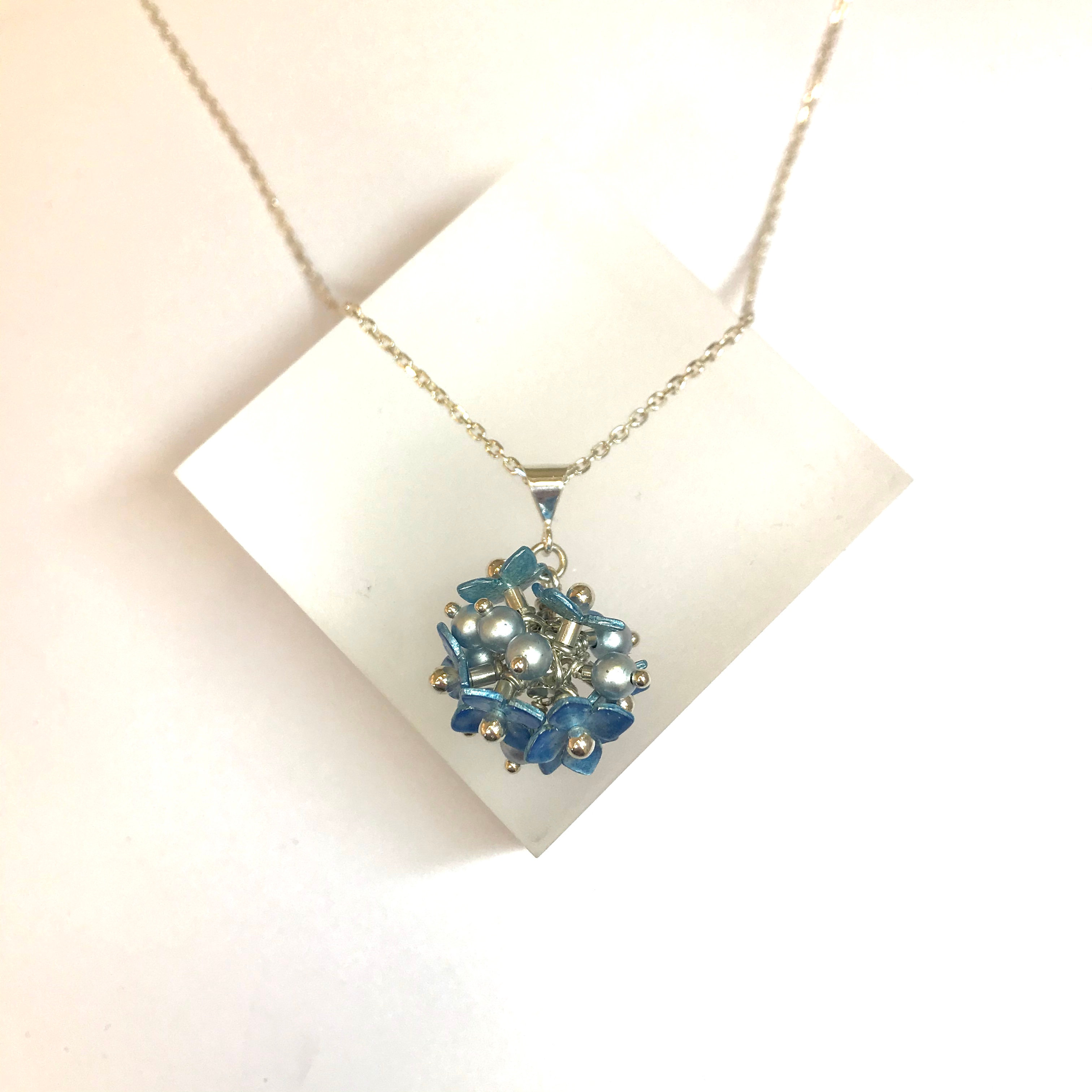 Hydrangea Necklace Vu Jewellers