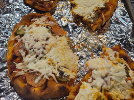 Easy Naan Pizza