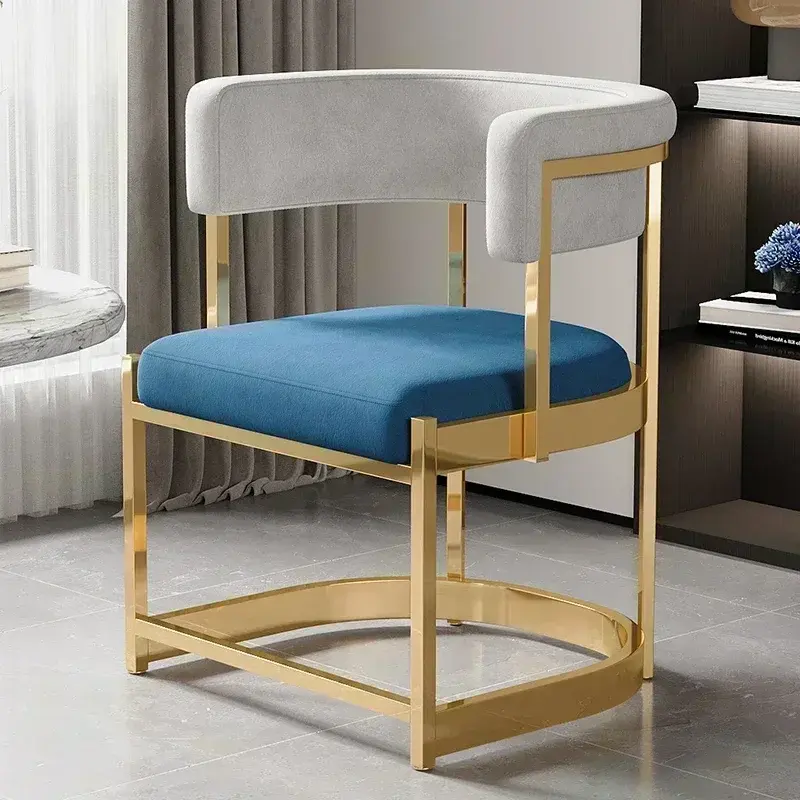 Thumbnail: Comfortable Leather Dining Chair