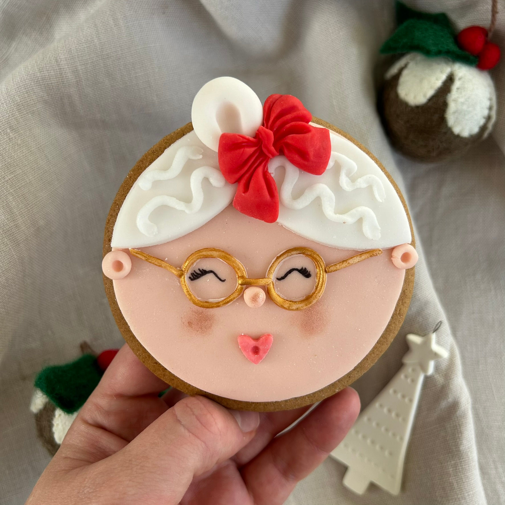 Mrs Claus Gingerbread Biscuit