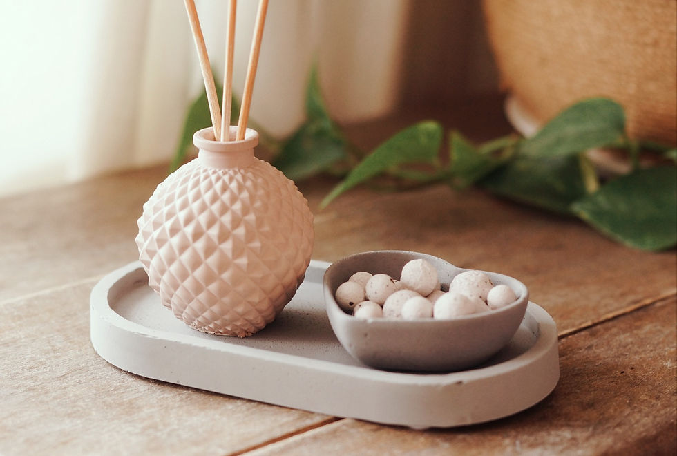 Thumbnail: Oval concrete tray