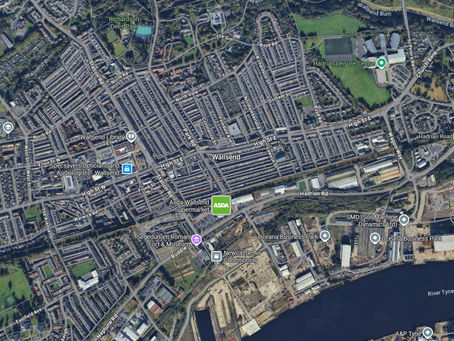 2019 – Wallsend, Newcastle-upon-Tyne – Red & Yellow Orbs Sighting