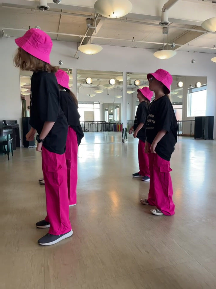 Miniature : Automne 2026 Cours de danse Hip-Hop pour enfants de 8 à 12 ans niveau 1 à Granby